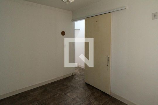 Quarto de casa à venda com 2 quartos, 125m² em Vila Cardoso Franco, São Paulo