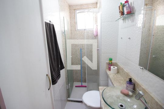 Banheiro Social de apartamento para alugar com 2 quartos, 39m² em Jardim Boa Vista (zona Oeste), Osasco