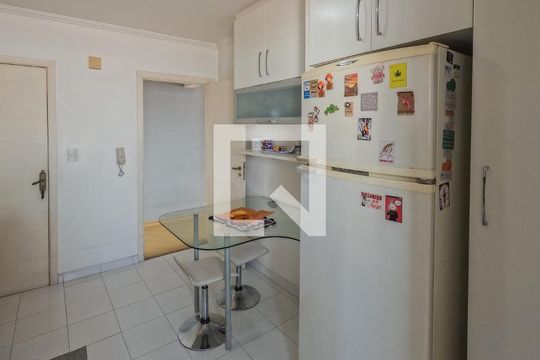 Cozinha de apartamento à venda com 3 quartos, 110m² em Piqueri, São Paulo