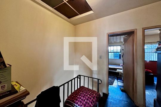 Corredor Quartos  de casa à venda com 3 quartos, 128m² em Brooklin, São Paulo