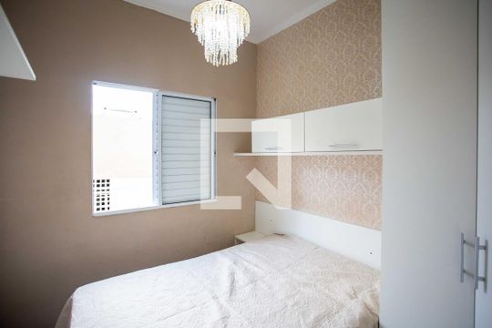 Quarto 1 de apartamento à venda com 2 quartos, 44m² em Canhema, Diadema