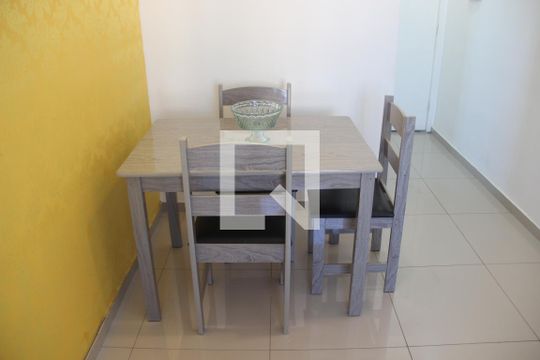 Sala de apartamento para alugar com 2 quartos, 47m² em Parque Campolim, Sorocaba