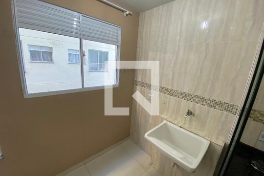 Área de Serviço de apartamento para alugar com 2 quartos, 59m² em Cemucam, Cotia