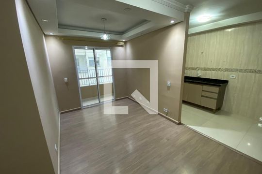 Sala/Cozinha de apartamento para alugar com 2 quartos, 59m² em Cemucam, Cotia