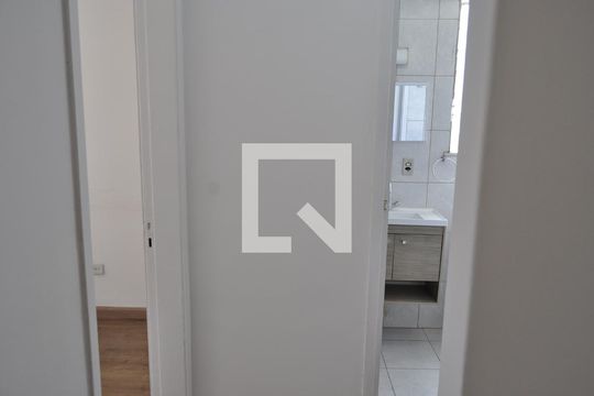 Corredor de apartamento à venda com 2 quartos, 58m² em Engenho de Dentro, Rio de Janeiro