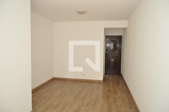 Sala de apartamento à venda com 2 quartos, 58m² em Engenho de Dentro, Rio de Janeiro