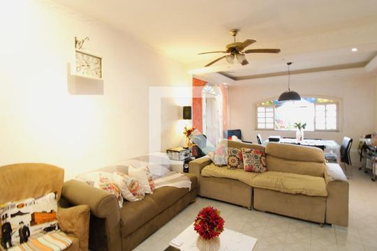 Sala de casa à venda com 2 quartos, 300m² em Jardim Modelo, São Paulo