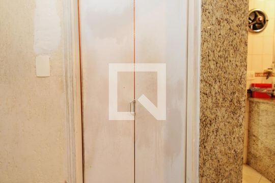 Lavabo de casa à venda com 2 quartos, 300m² em Jardim Modelo, São Paulo