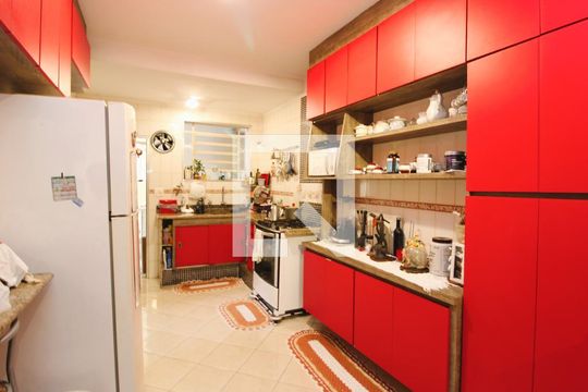 Cozinha de casa à venda com 2 quartos, 300m² em Jardim Modelo, São Paulo