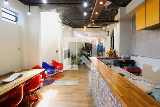 Quintal Gourmet de casa à venda com 2 quartos, 300m² em Jardim Modelo, São Paulo