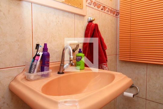 Lavabo de casa à venda com 2 quartos, 300m² em Jardim Modelo, São Paulo