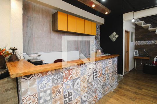 Quintal Gourmet de casa à venda com 2 quartos, 300m² em Jardim Modelo, São Paulo