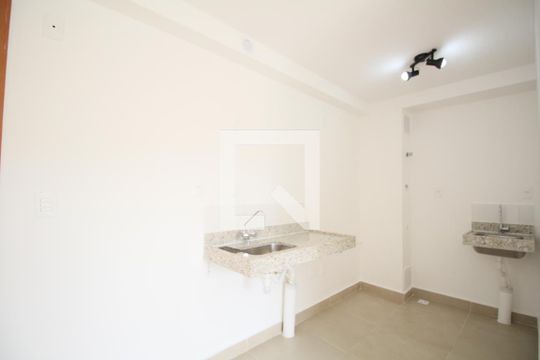 Cozinha de apartamento para alugar com 2 quartos, 34m² em Morumbi, São Paulo