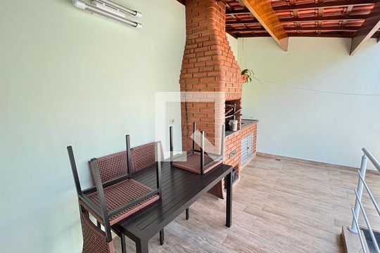 Churrasqueira de casa à venda com 3 quartos, 200m² em Campestre, Santo André