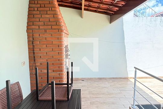 Churrasqueira de casa à venda com 3 quartos, 200m² em Campestre, Santo André
