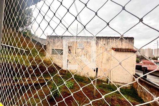 Quintal de casa à venda com 3 quartos, 300m² em Vila Industrial (campinas), Campinas