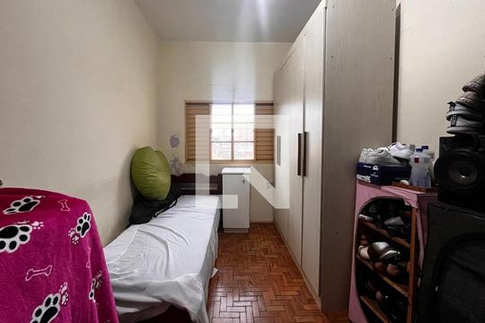 Quarto 2 de casa à venda com 3 quartos, 300m² em Vila Industrial (campinas), Campinas