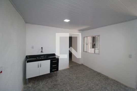 Cozinha de casa para alugar com 1 quarto, 56m² em Limão, São Paulo