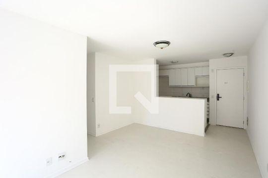 Apartamento para alugar com 3 quartos, 70m² em V. Suzana, São Paulo
