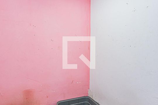 Quarto de Serviço de casa à venda com 3 quartos, 160m² em Vila Diva (zona Norte), São Paulo