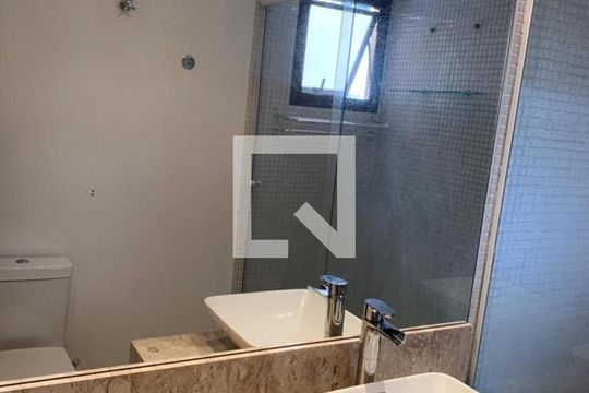 Banheiro de apartamento à venda com 1 quarto, 41m² em Jardim Paulista, São Paulo
