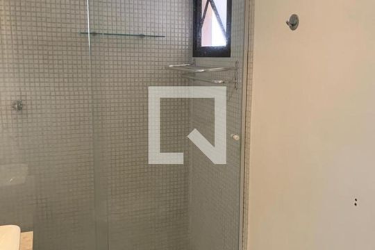 Banheiro de apartamento à venda com 1 quarto, 41m² em Jardim Paulista, São Paulo