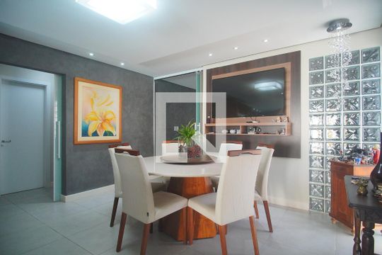 Sala de Jantar de casa à venda com 4 quartos, 212m² em Guarani, Novo Hamburgo