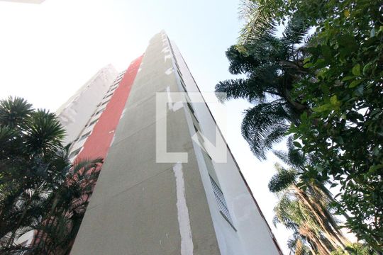 Fachada de apartamento para alugar com 2 quartos, 48m² em Parque Savoy City, São Paulo