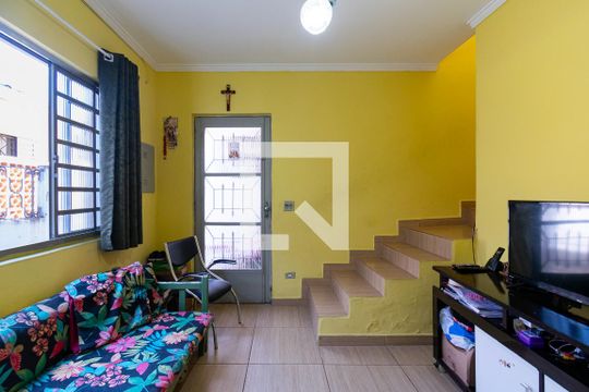 Casa à venda com 2 quartos, 106m² em Vila Guarani, São Paulo