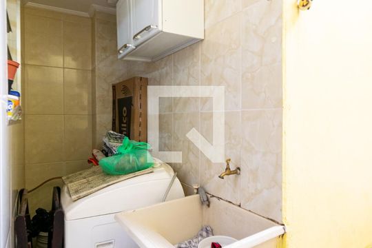 Área de Serviço de casa à venda com 2 quartos, 106m² em Vila Guarani, São Paulo