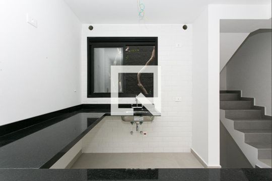 Cozinha de casa de condomínio para alugar com 2 quartos, 122m² em Vila Mariana, São Paulo