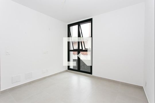 Sala de casa de condomínio para alugar com 2 quartos, 122m² em Vila Mariana, São Paulo