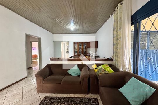Sala de casa à venda com 3 quartos, 240m² em Scharlau, São Leopoldo
