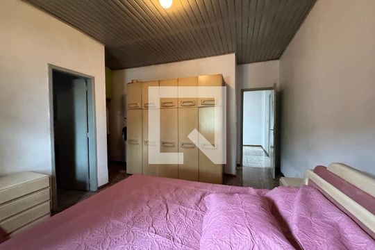 Quarto de casa à venda com 3 quartos, 240m² em Scharlau, São Leopoldo