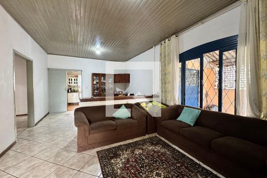 Sala de casa à venda com 3 quartos, 240m² em Scharlau, São Leopoldo