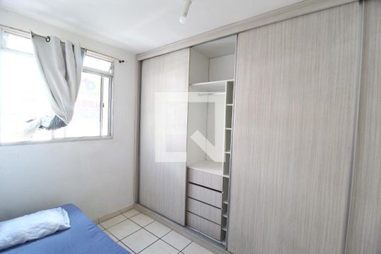 Quarto 1 de apartamento para alugar com 2 quartos, 54m² em Shopping Park, Uberlândia
