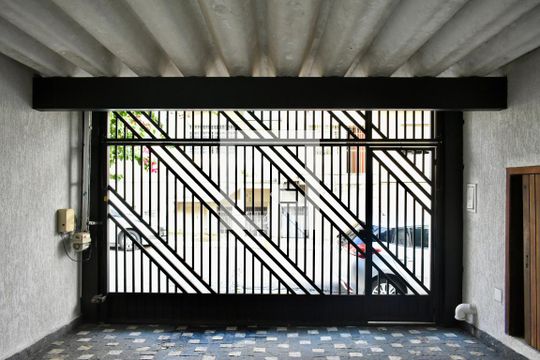 Garagem de casa à venda com 3 quartos, 190m² em Mirandópolis, São Paulo