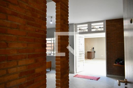 Sala de casa à venda com 3 quartos, 190m² em Mirandópolis, São Paulo