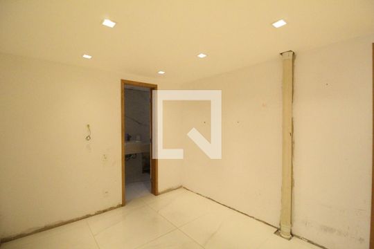 Suíte 1 de casa de condomínio à venda com 5 quartos, 201m² em Taquara, Rio de Janeiro