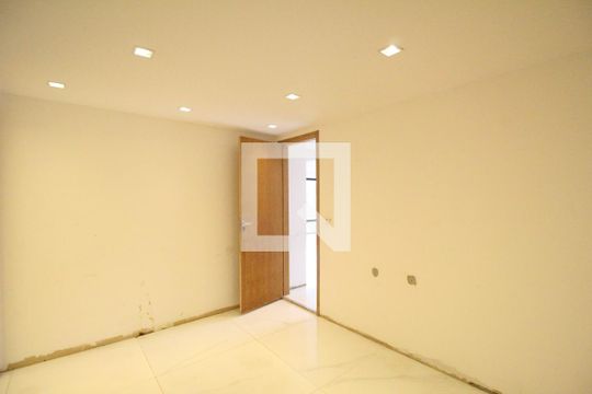 Suíte 1 de casa de condomínio à venda com 5 quartos, 201m² em Taquara, Rio de Janeiro