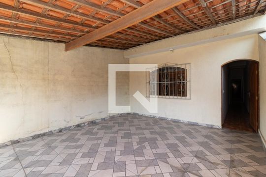 Área Externa de casa à venda com 1 quarto, 125m² em Vila Araguaia, São Paulo