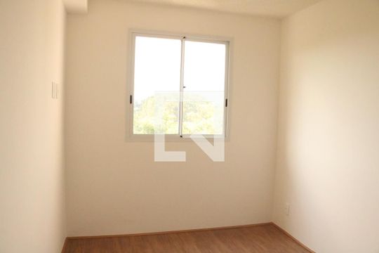Quarto de apartamento para alugar com 1 quarto, 33m² em Parque Industrial Tomas Edson, São Paulo