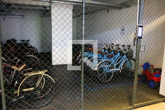 Área comum - Biciletário de apartamento para alugar com 2 quartos, 53m² em Centro, Osasco