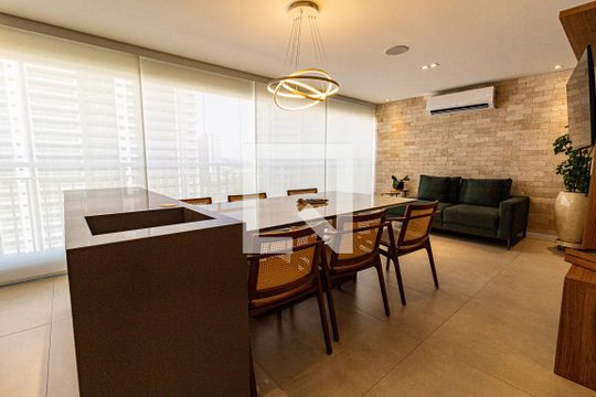 Varanda Gourmet de apartamento à venda com 3 quartos, 136m² em Barra Funda, São Paulo