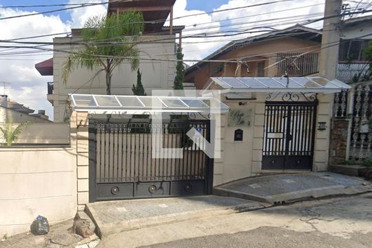 Fachada de casa de condomínio à venda com 3 quartos, 200m² em Santana, São Paulo