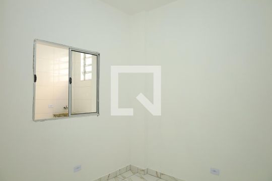 Quarto 2 de casa para alugar com 2 quartos, 50m² em Vila Carmosina, São Paulo