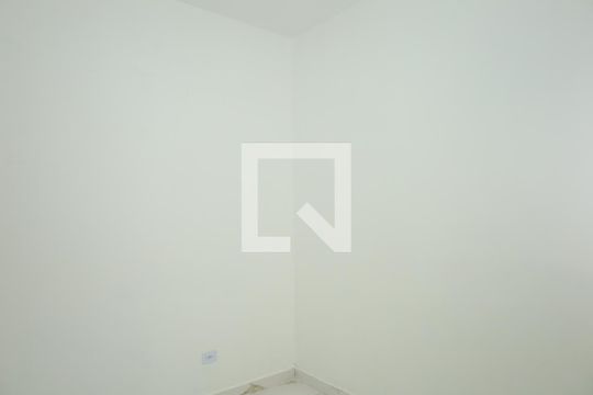 Quarto 1 de casa para alugar com 2 quartos, 50m² em Vila Carmosina, São Paulo