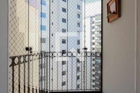 Varanda de apartamento para alugar com 2 quartos, 50m² em Chora Menino, São Paulo