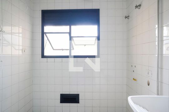 Área de serviço de apartamento para alugar com 3 quartos, 79m² em Barcelona, São Caetano do Sul