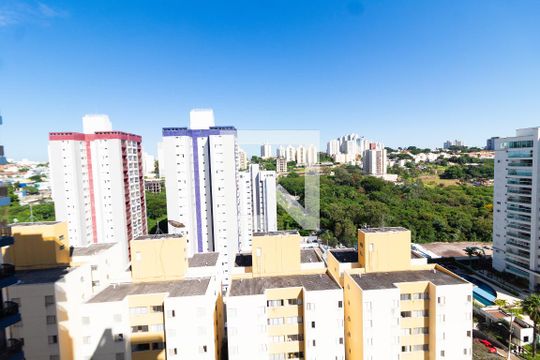 VISTA DO QUARTO 2 de apartamento à venda com 2 quartos, 681m² em Mansões Santo Antônio, Campinas
